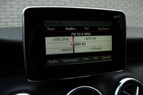 Mercedes-Benz A 180 BlueEFFICIENCY 90 kW image number 24