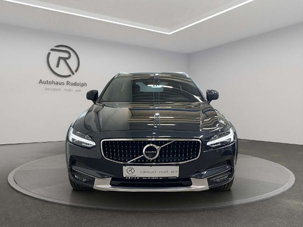 Volvo V90 Cross Country AWD 173 kW image number 15