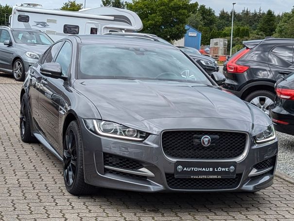 Jaguar XE AWD R-Sport 132 kW image number 2