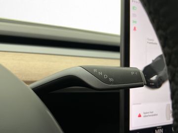 Car image 36