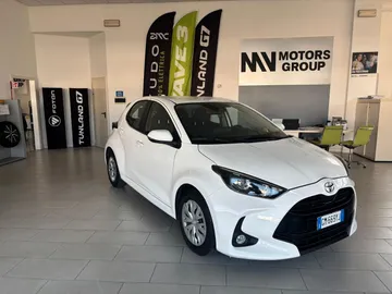 Car image 2