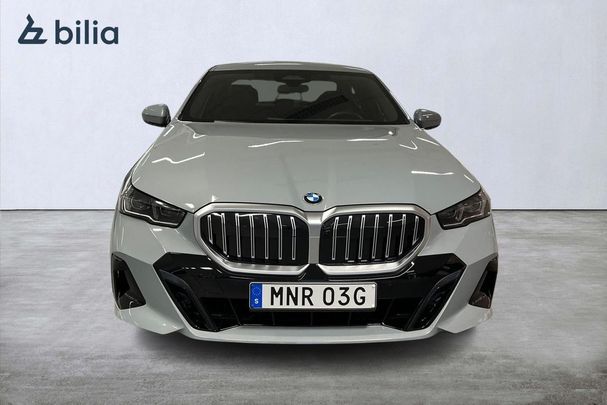 BMW 520d xDrive 146 kW image number 2