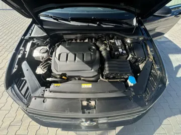 Car image 36