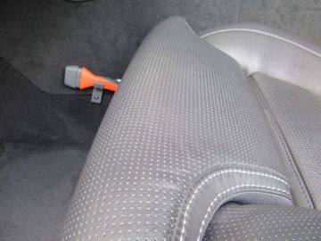 Car image 36