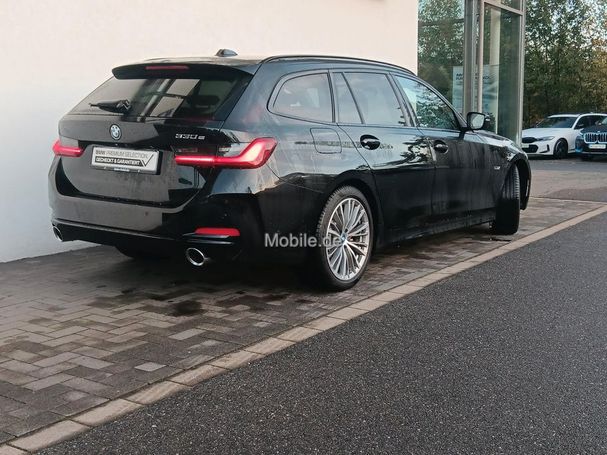 BMW 330 e Touring 215 kW image number 4