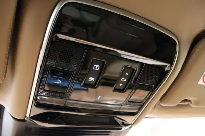 Car image 39