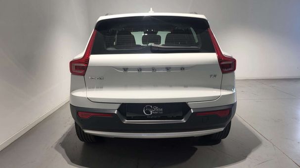 Volvo XC40 T3 Momentum 120 kW image number 11