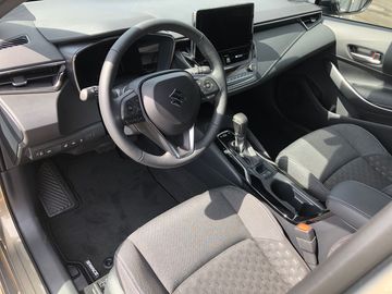 Car image 10