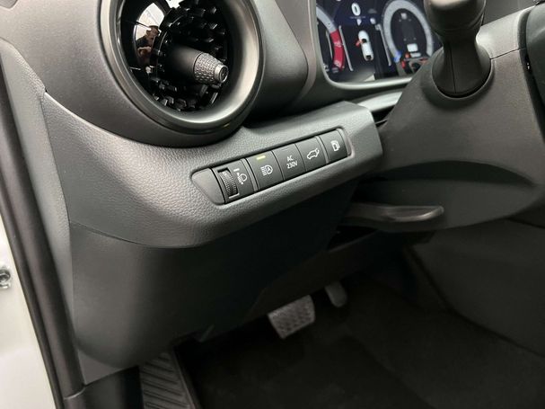 Toyota C-HR Plug-In Hybrid Lounge 164 kW image number 14