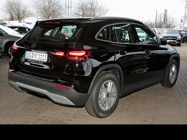 Mercedes-Benz GLA 180 100 kW image number 2