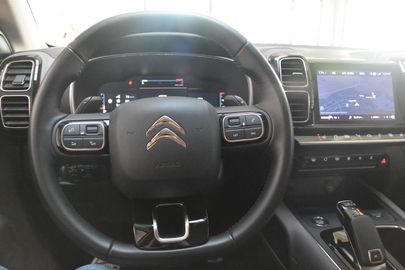 Car image 29