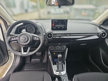 Car image 11