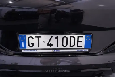 Car image 29