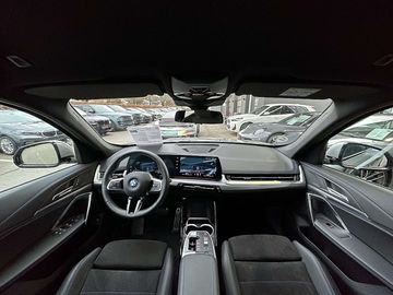 Car image 37