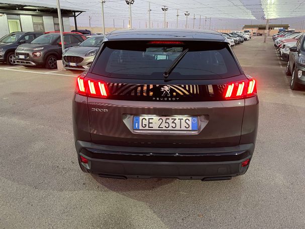 Peugeot 3008 BlueHDi 130 EAT8 Active 96 kW image number 4