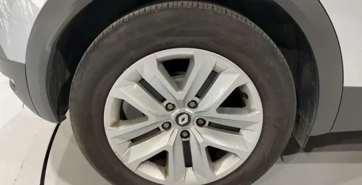 Car image 28