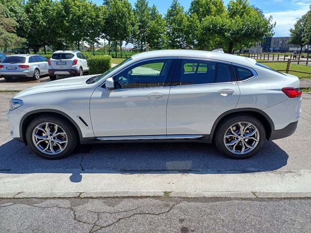 BMW X4 xDrive20d xLine 140 kW image number 10