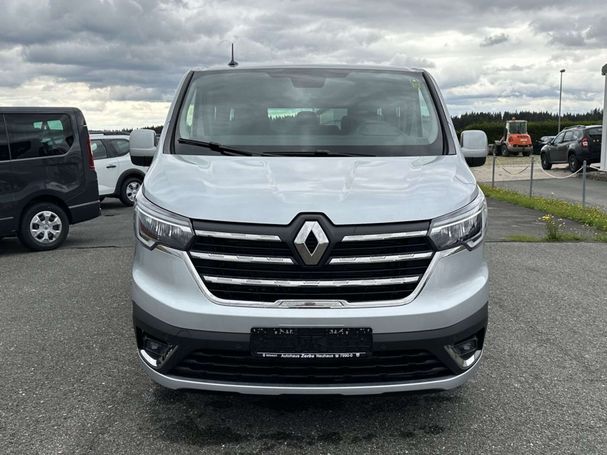 Renault Trafic Grand Blue dCi 150 Life 110 kW image number 2