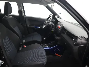 Car image 32