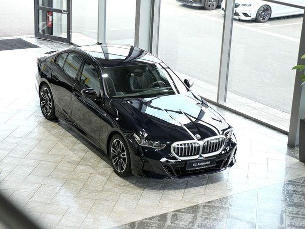 BMW 520d 145 kW image number 36