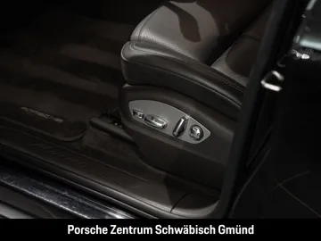 Car image 33
