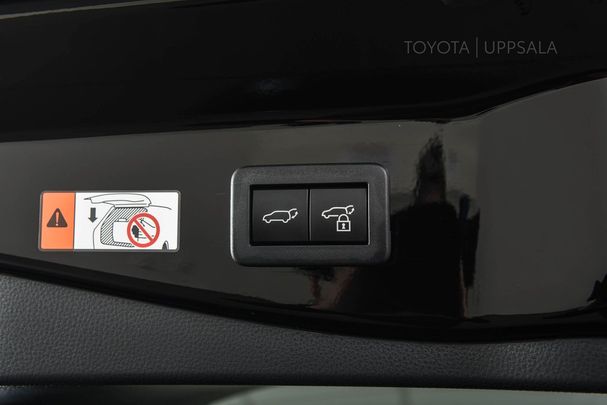 Toyota C-HR 2.0 Hybrid AWD 146 kW image number 10