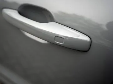 Car image 31