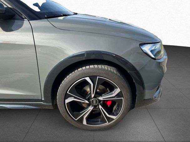 Audi A1 35 TFSI S tronic S-line Allstreet 110 kW image number 4