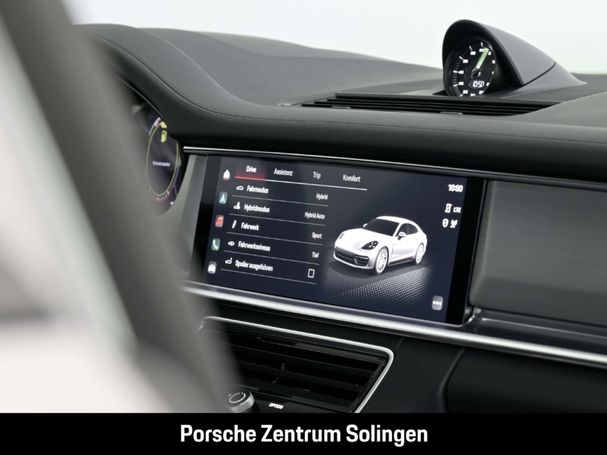 Porsche Panamera 4 E-Hybrid 340 kW image number 18