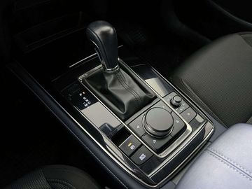 Car image 25