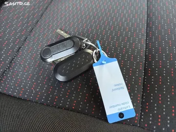 Car image 22