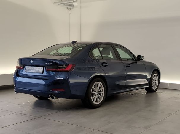 BMW 320i 135 kW image number 6