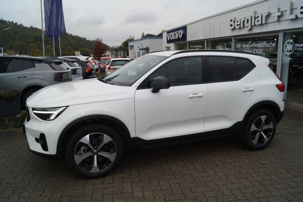 Volvo XC40 B4 Plus Dark DKG 145 kW image number 1