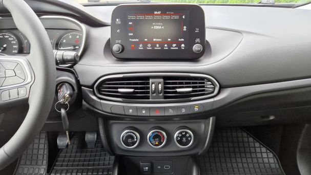 Fiat Tipo 1.0 74 kW image number 17