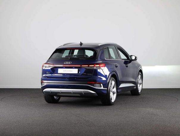 Audi Q4 45 quattro e-tron 82 kWh 210 kW image number 17