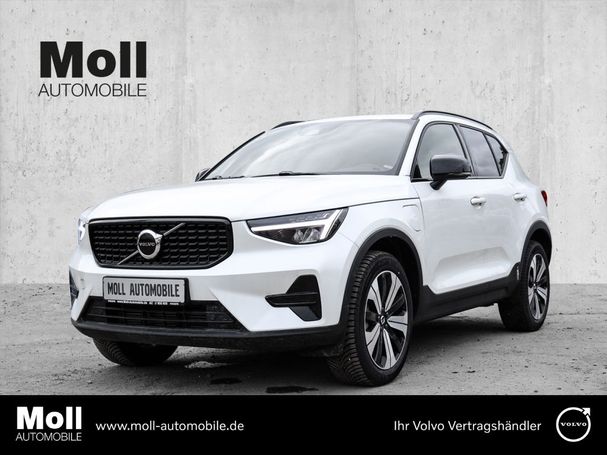 Volvo XC40 Recharge Plug-in Hybrid T4 Plus Dark 155 kW image number 1