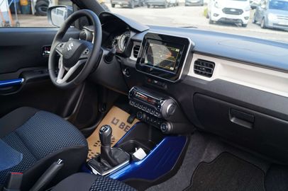 Car image 12