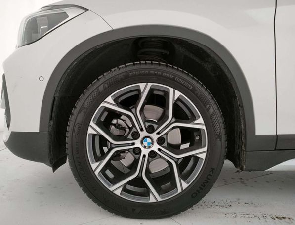 BMW X1 sDrive18d xLine 110 kW image number 8