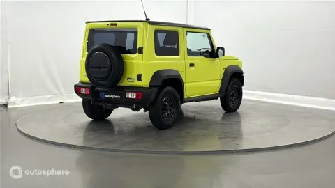 Car image 5
