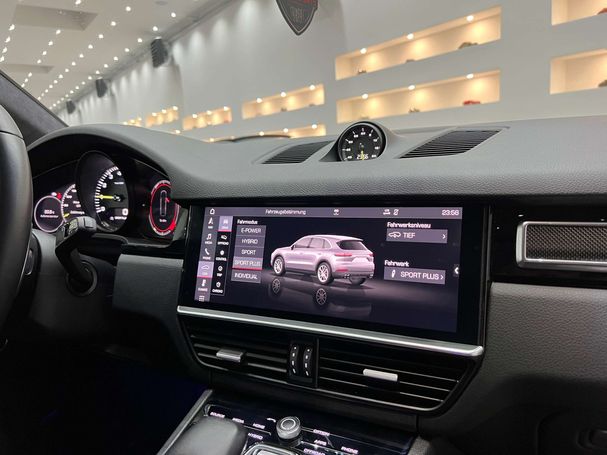 Porsche Cayenne E-Hybrid 340 kW image number 28