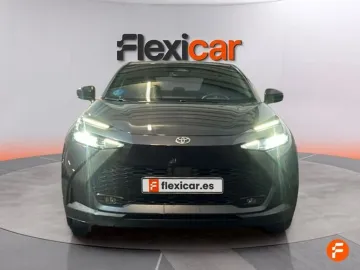 Car image 3