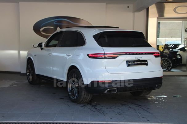 Porsche Cayenne E-Hybrid Tiptronic 340 kW image number 4