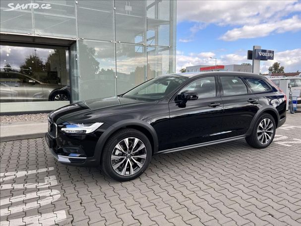 Volvo V90 Cross Country AWD B5 173 kW image number 2