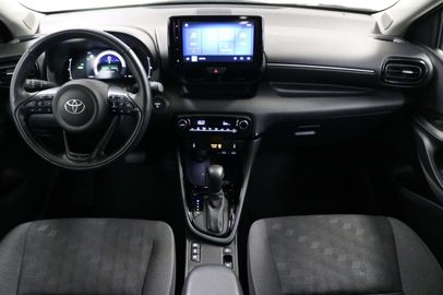 Car image 11