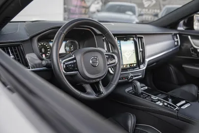 Car image 35