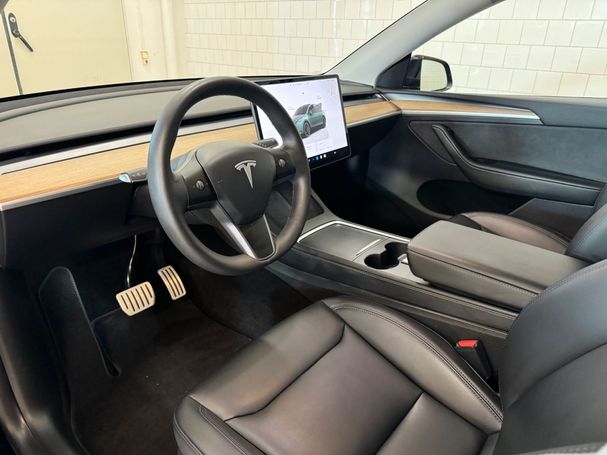 Tesla Model Y Performance AWD 393 kW image number 6