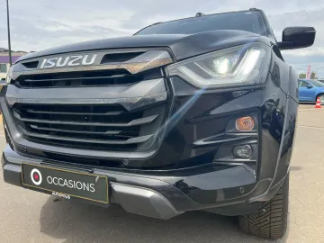Car image 21