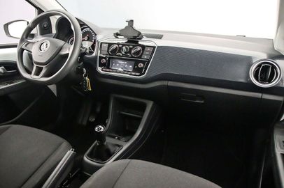 Car image 31