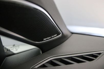 Car image 36