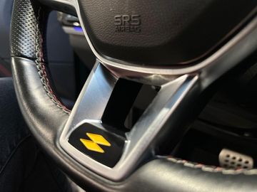 Car image 37